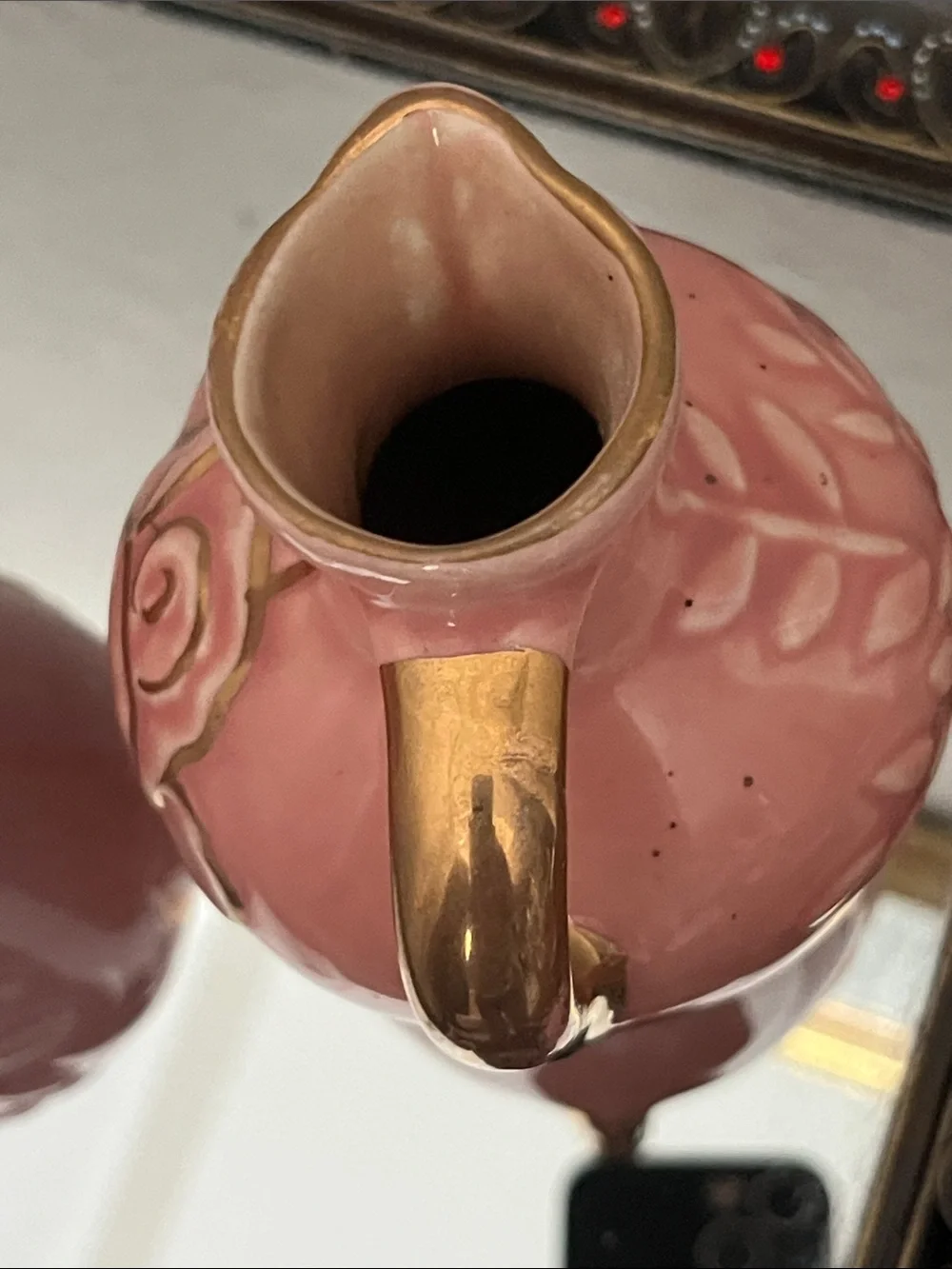 American Pottery VTG Pink Ceramic Rose Accent Pitcher (Set of 2) with Gold Trim